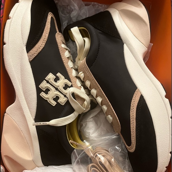 NEW IN BOX! Tory Burch: Good Luck Trainer (Color: Black/Cream, Size: 7.5 US) - Picture 3 of 15